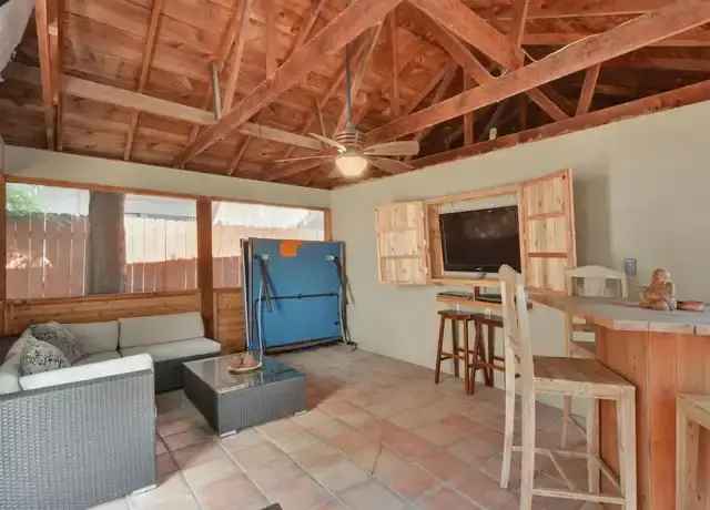 Gorgeous Rent House Near UT Intermural Fields with Cabana Style Entertaining Space