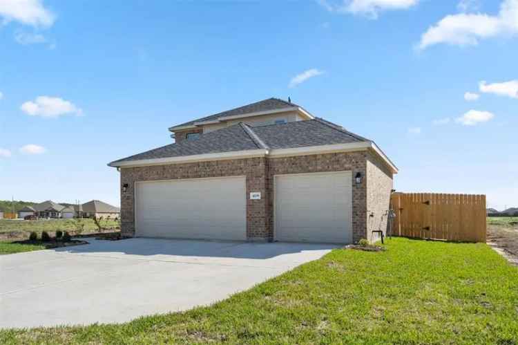 Buy two story home with luxurious amenities in Baytown