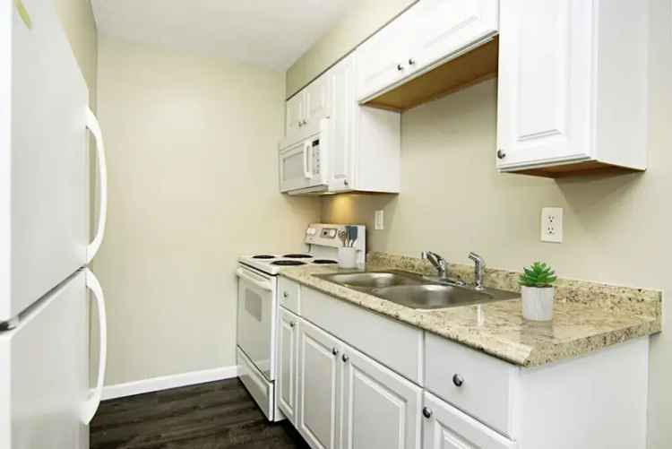 Rent Clearwater Apartments in Reading OH Modern Comfort and Prime Location