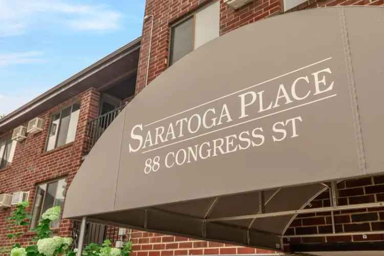 Rent Apartments in Saratoga Springs with Nearby Shopping and Dining