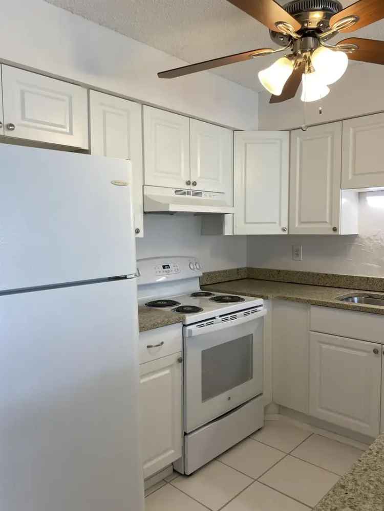 Rent 1 Bedroom Home in Port Charlotte with Private Entry