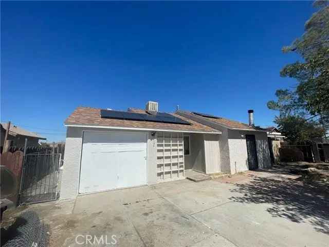 House For Sale in 1221, Flora Street, Barstow, California