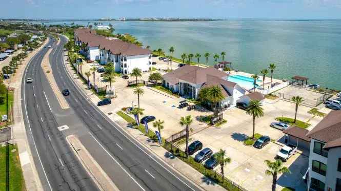 Rent Luxury Apartments with Bay Views in Corpus Christi