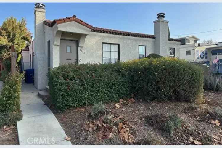 House For Sale in 4820, Agnes Avenue, Los Angeles, California