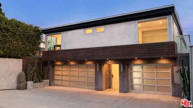 House For Sale in 26050, Pacific Coast Highway, Malibu, California