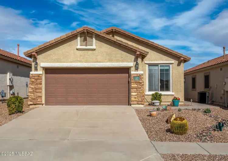 Rent Charming Move in Ready Home in 55 Plus Community Rancho Sahuarita