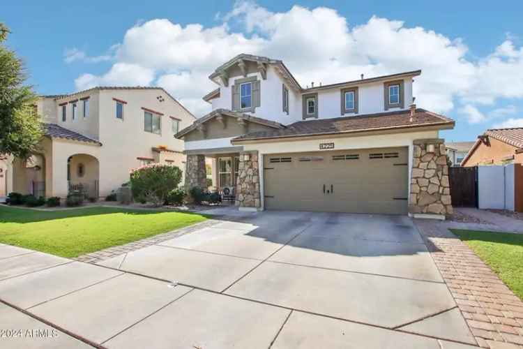 Buy House in Highland Groves with New Pool and Modern Upgrades