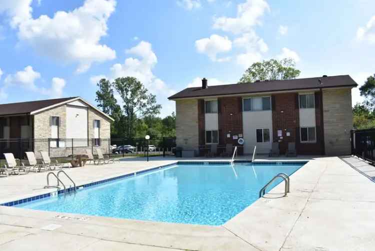 Rent Apartments in Milwaukee with Pool and Pet-Friendly Amenities