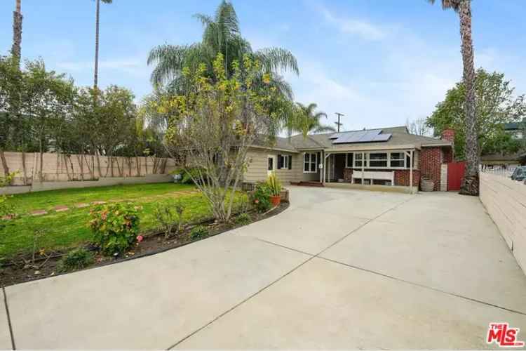 Buy North Hollywood Home with Pool and Office Space in Toluca Woods