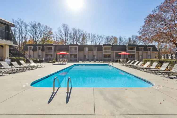 Rent Spacious Apartments at The Fairway Club in Greenville with Amenities