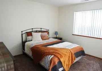 Rent Executive Condominium Apartments in Lindale Mall Area with Features