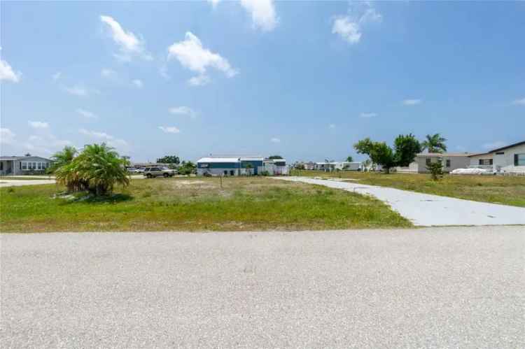 Land For Sale in 6161, Falcon Drive, Englewood, Florida