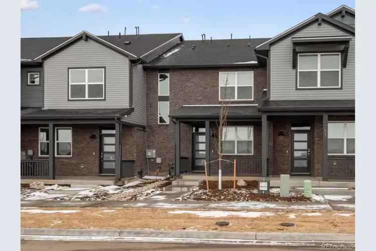 House For Sale in Aurora, Colorado