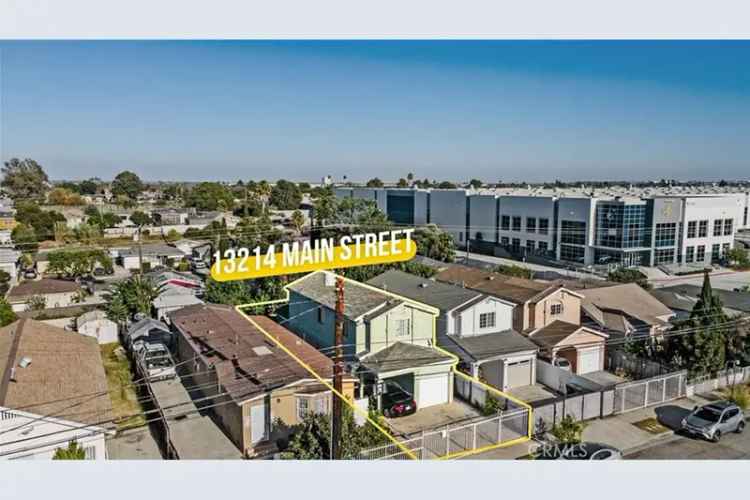 House For Sale in 13214, South Main Street, California