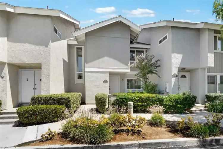 Rent Townhome in Irvine with 2 Bedrooms and Private Patio