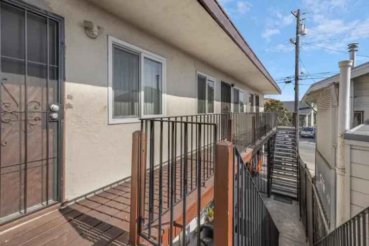 Buy multifamily property in Oakland with income potential and security features