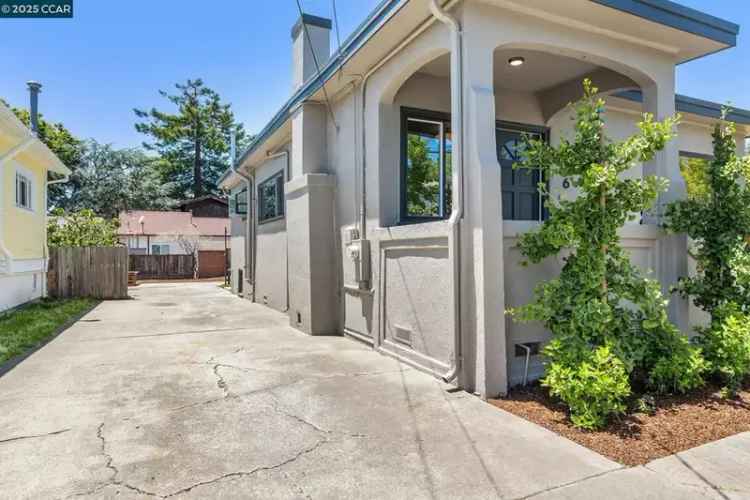 Buy Craftsman Home in Berkeley with Community Charm and Modern Features