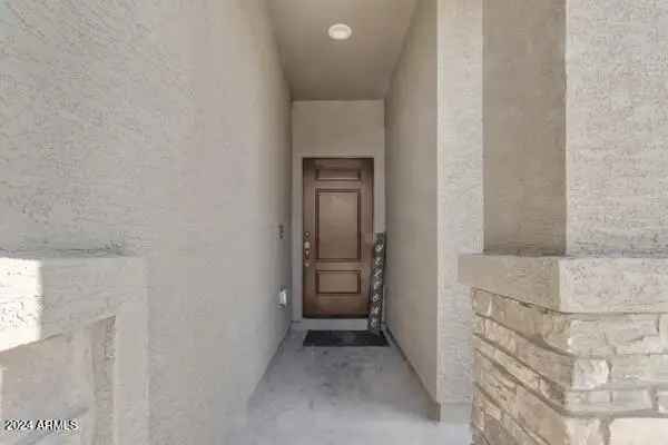 House For Sale in 259, West Satinka Drive, San Tan Valley, Arizona