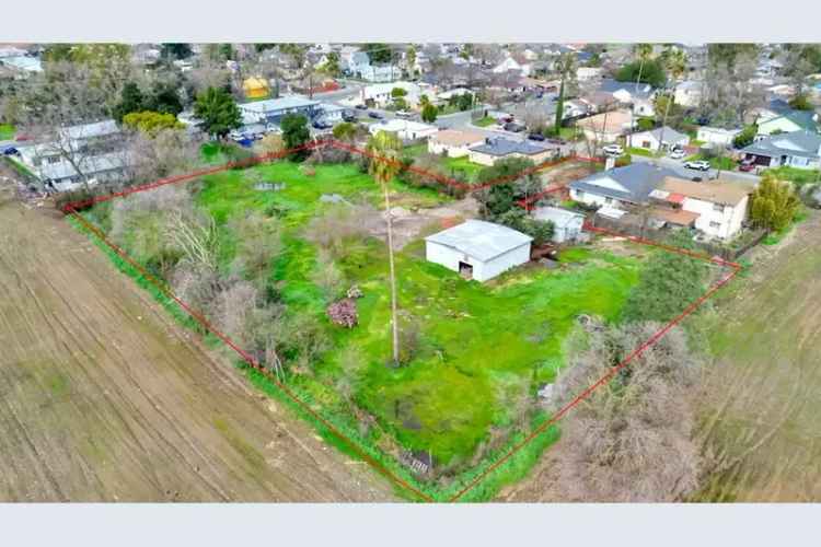 Buy house with shop in 1.3 acres opportunity