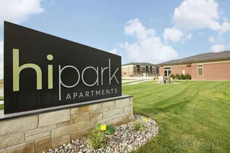 Apartments for Rent Near Lincoln's Heart