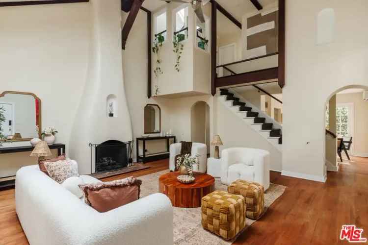 House For Sale in Los Angeles, California