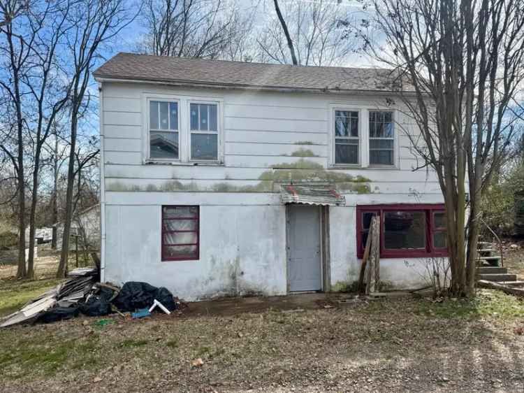 House For Sale in 1307, East Main Street, Clarksville, Arkansas