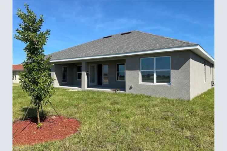 Buy Cape Coral House with 4 Bedrooms and Modern Features