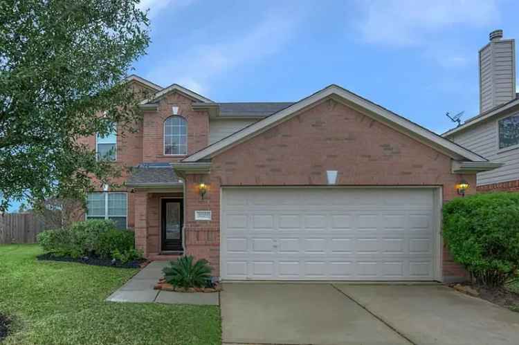 Rent a 2 Story Home in Legends Ranch with Spacious Backyard and Amenities