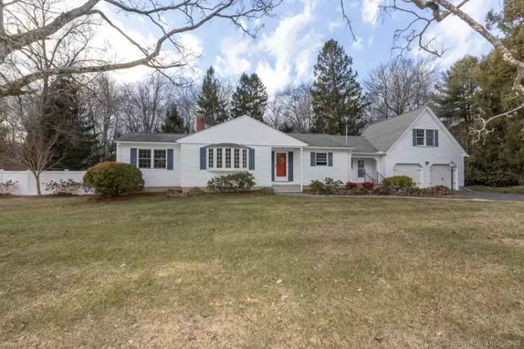 Rent 3 Bedroom RANCH Home in Old Saybrook with Bonus Room and Deck