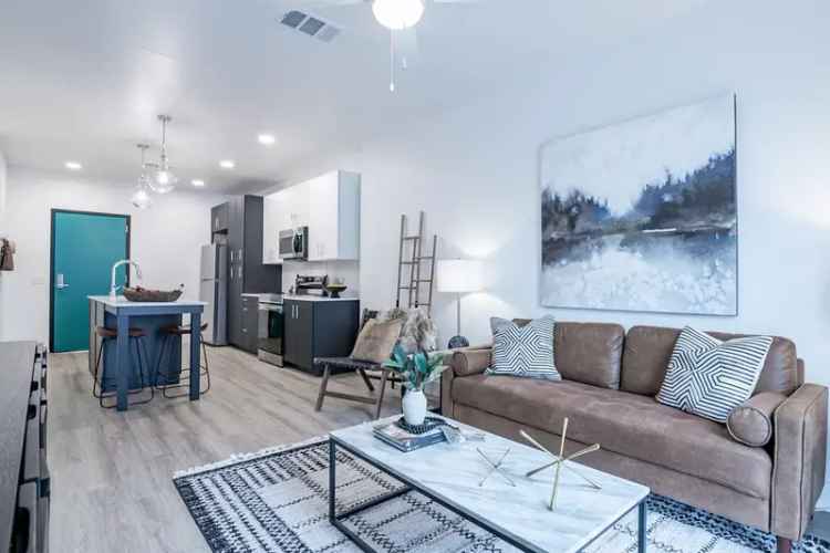 Rent Luxury Apartments with Premium Features in Downtown OKC