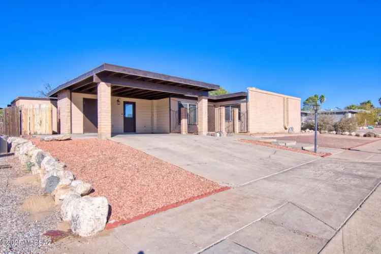 House For Sale in 9211, East Patrick Drive, Tucson, Arizona