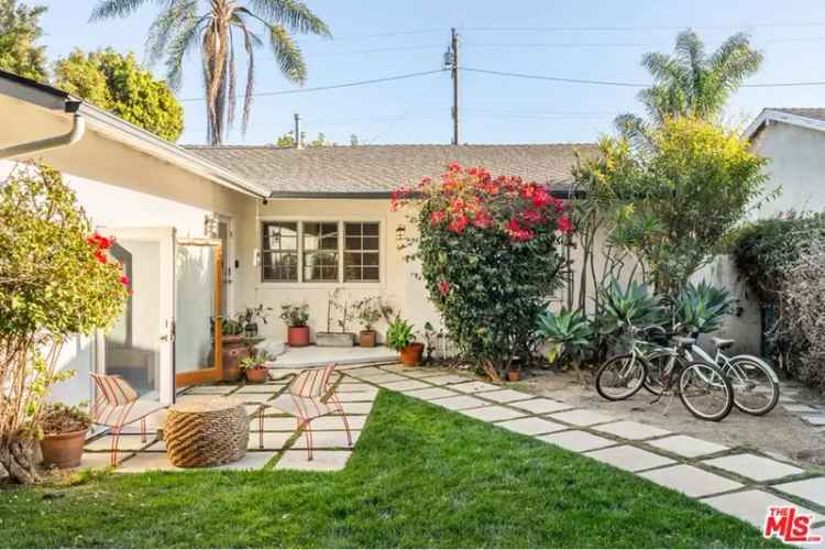 Buy Dream Oasis House with 3 Bedrooms and 2 Bathrooms in Sunset Park