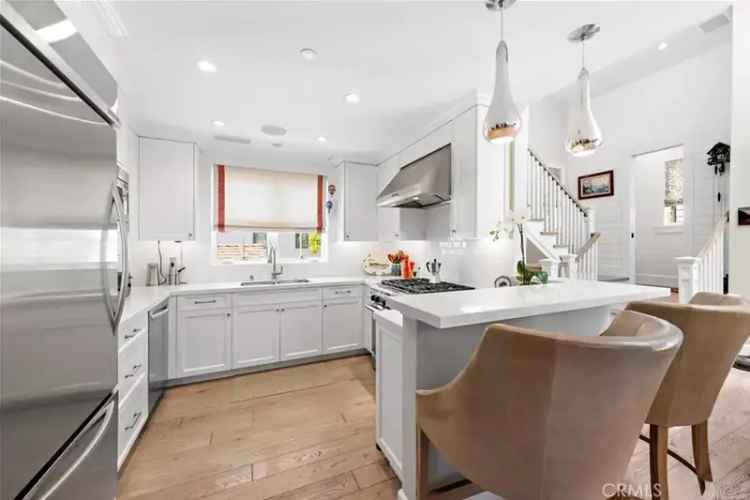 House For Sale in 610,610 1/2, Larkspur Avenue, Newport Beach, California