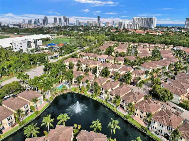 House For Sale in 21210, Northeast 31st Place, Aventura, Florida