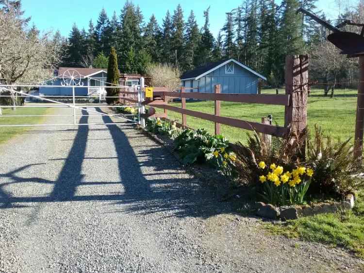 Rent Country Home with Studio Near Hiking and Outdoor Recreation