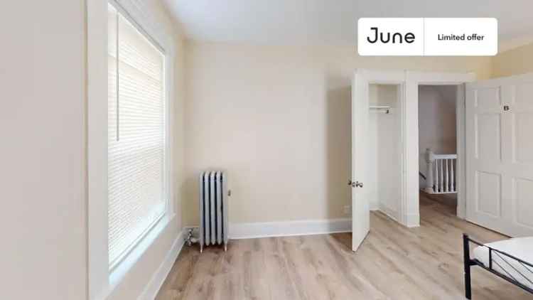 Rent a Queen Room in Allston with Modern Amenities and Flexible Lease