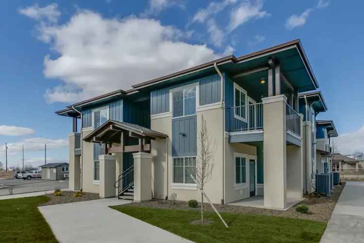 Rent Apartments at Olympus at Ten Mile in Ada County with Luxury Amenities