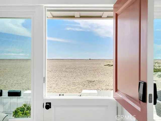 House For Sale in Newport Beach, California