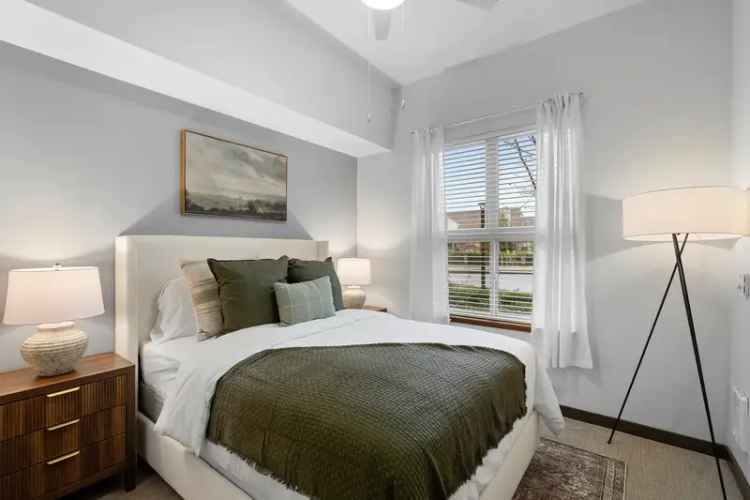 Rent Apartments at Tessera Orenco Station with Unique Interiors and Amenities