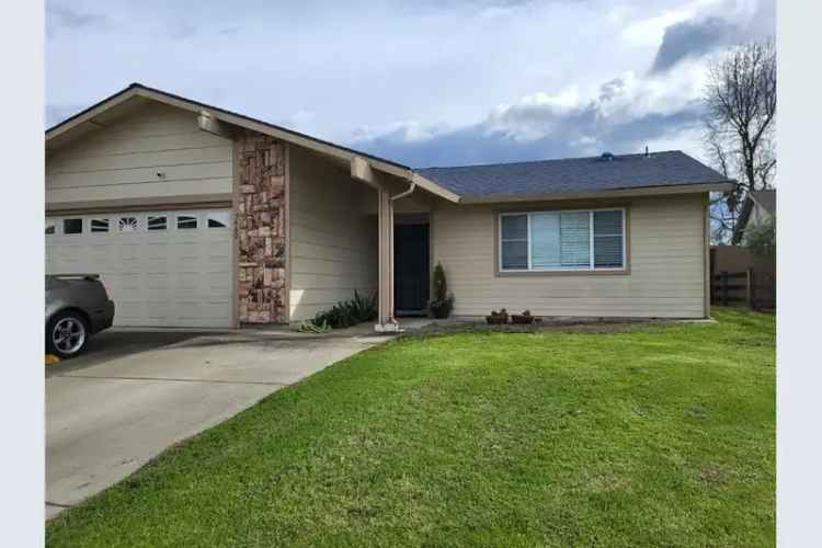 House For Sale in 5480, Kevinberg Drive, Sacramento, California