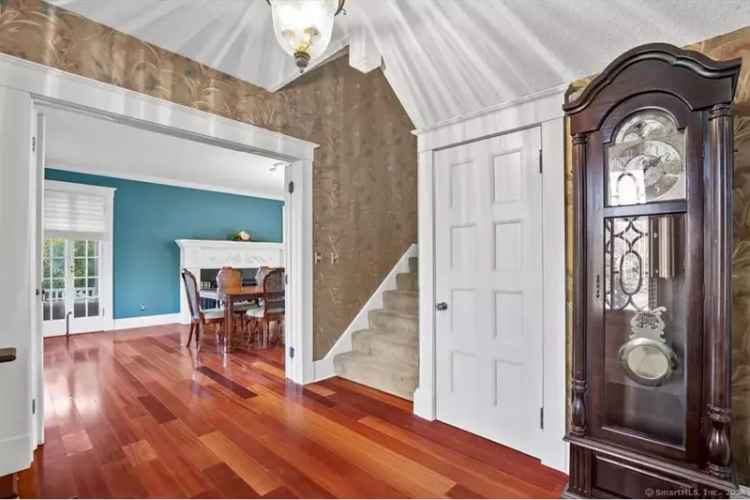 Buy Georgian Colonial in Chelsea Parade Historic District with Timeless Elegance