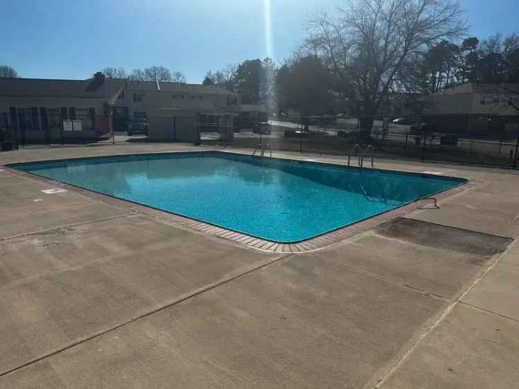 Rent Spacious Townhomes in Chester with Pool and Dog Park