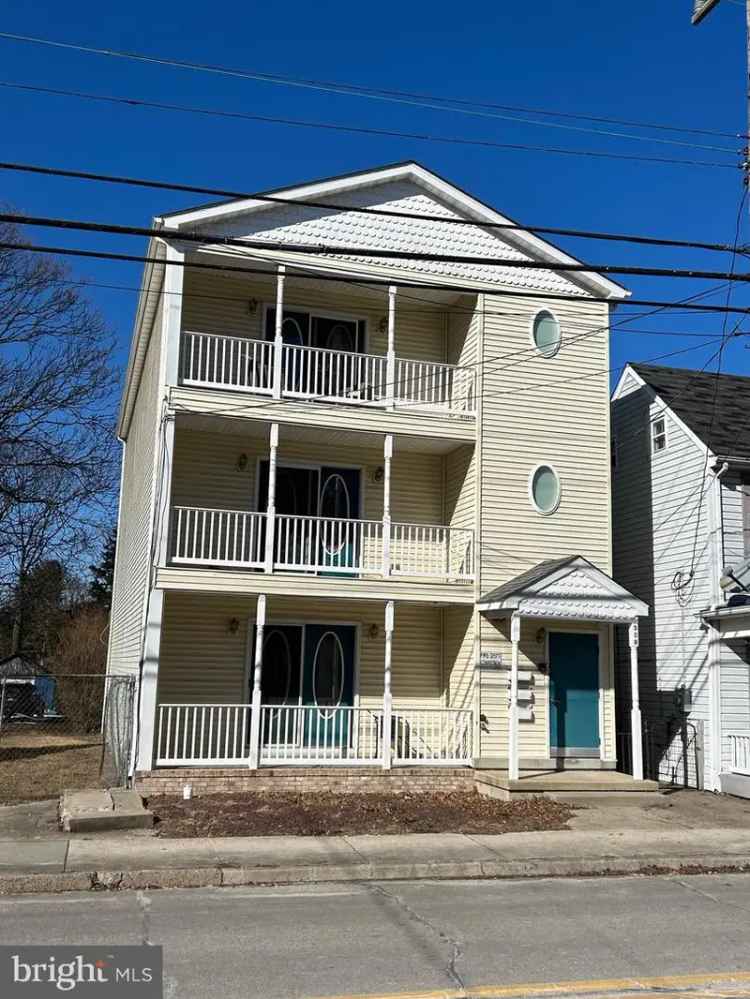 House For Sale in 308, West Commerce Street, Smyrna, Delaware