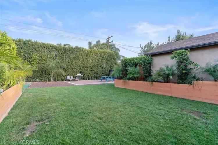 Multi-Unit Investment Opportunity for Sale in Northridge with Spacious Yard