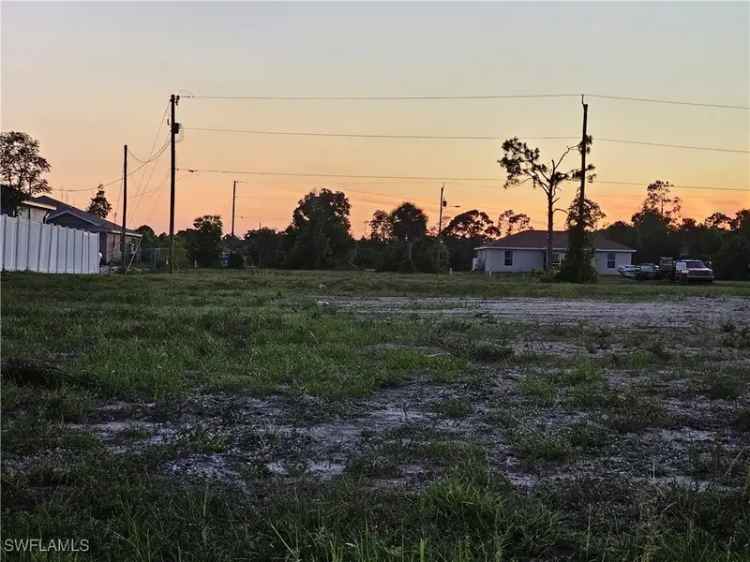 Land For Sale in 4138, Northwest 38th Place, Cape Coral, Florida