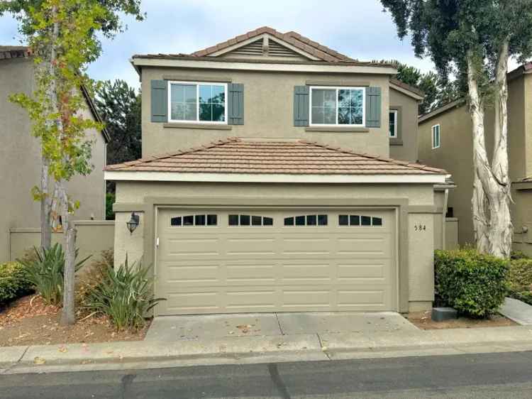 Rent 2 Bedroom House in San Marcos with Modern Features and Community Pool