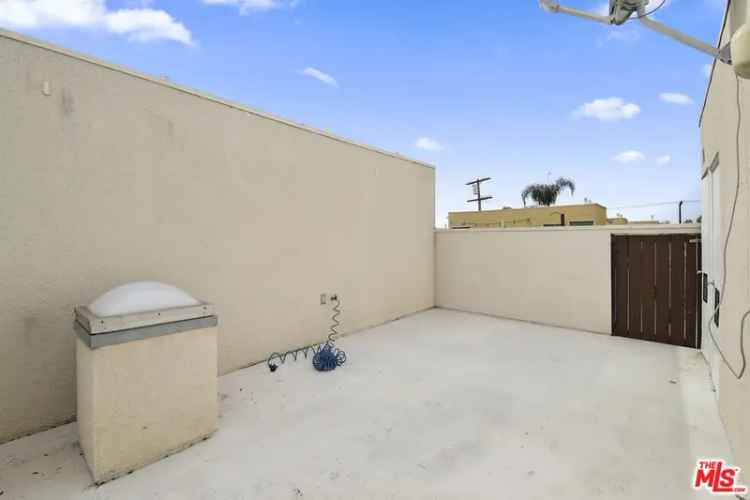 House For Sale in 5350, Sepulveda Boulevard, Los Angeles, California