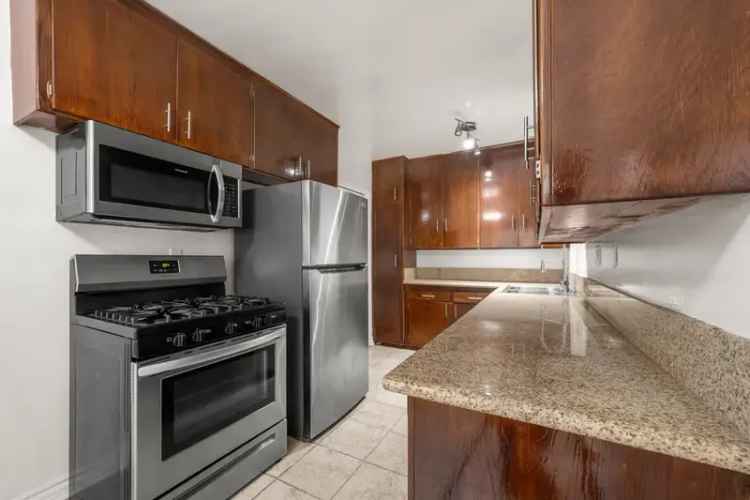 Rent Large Apartment in Hollywood and Los Feliz with Special Offers