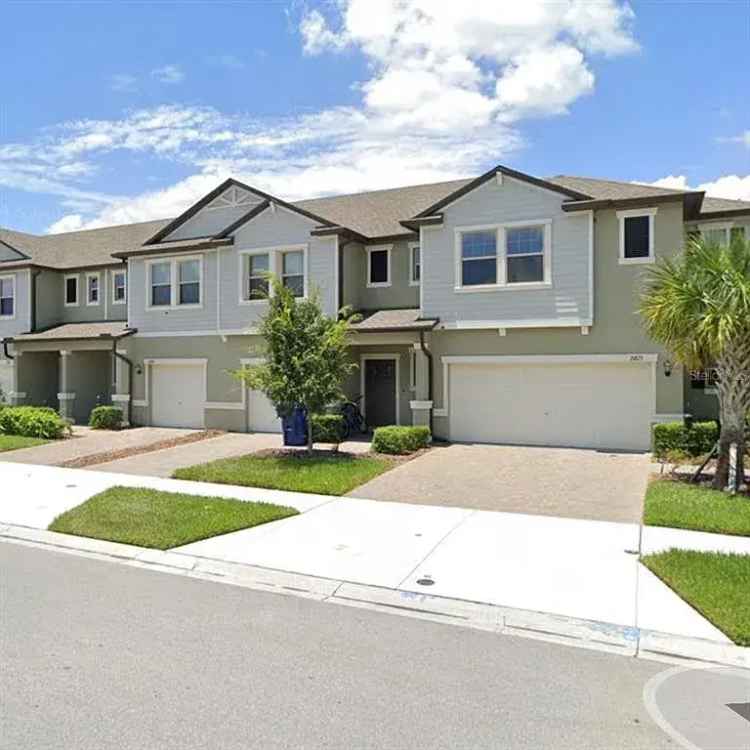 Rent Luxury 3 Bedroom Townhome in Connerton with Upgrades