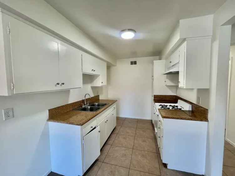 Rent Apartments in Garden Grove with Spacious Layouts and Great Amenities